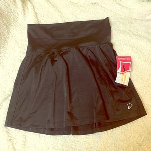 NEW SkirtSports Med Black Convert Foldover Skirt